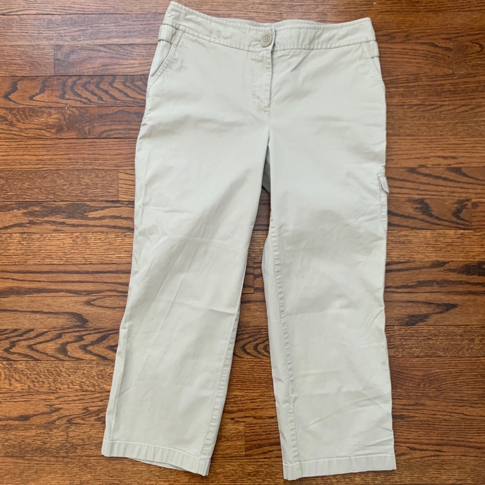 Ann Taylor Capri Cargo Pants Ivory Size 6